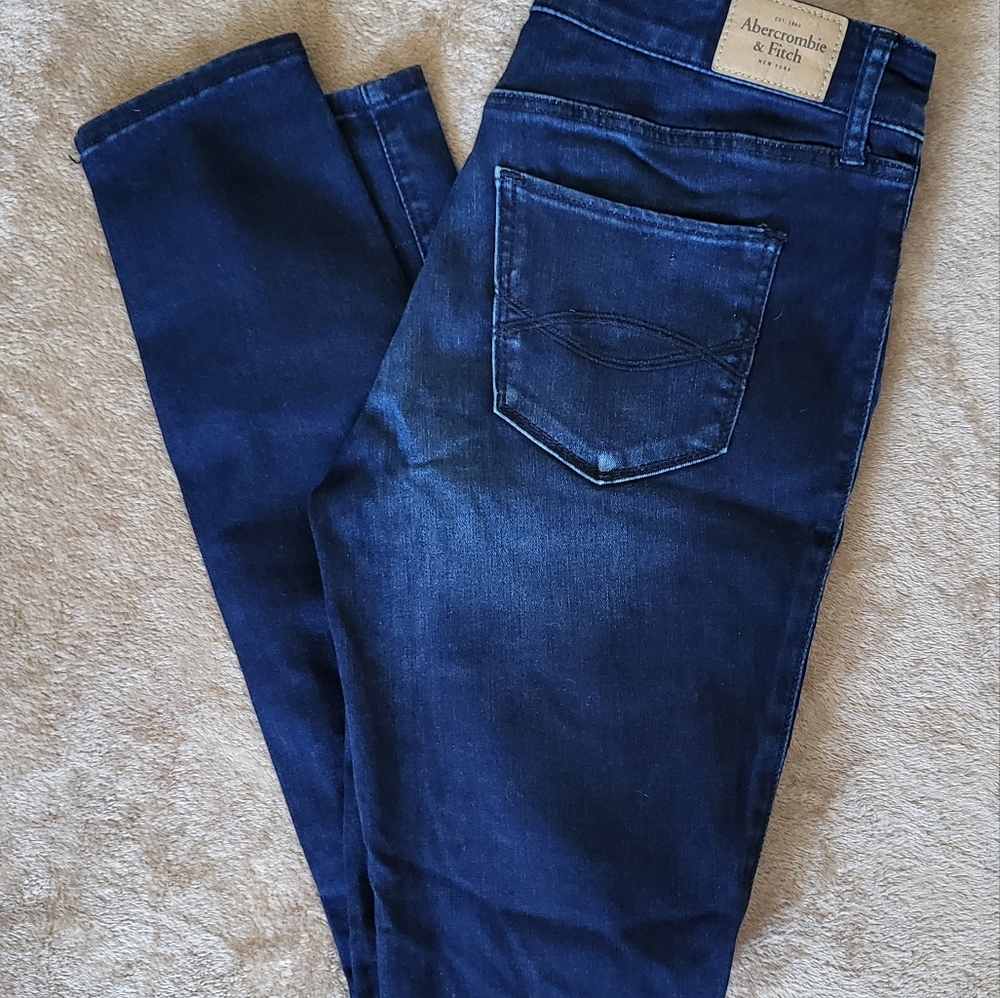 Abercrombie & Fitch jeans size 6R